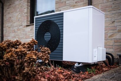Wärmepumpe an einem Einfamilienhaus in Düsseldorf